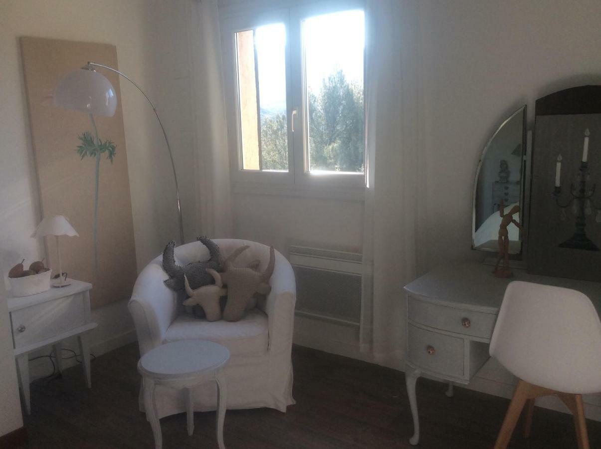 Chambre Lumineuse, Calme Absolu Allauch Εξωτερικό φωτογραφία